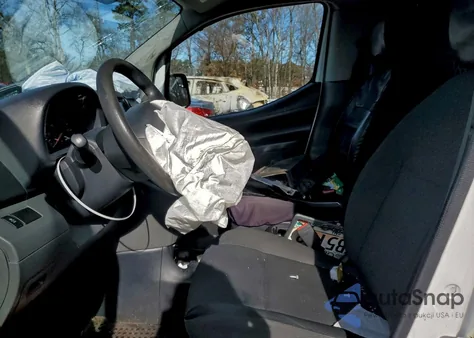 2020 Nissan Nv200 2.5S z USA, uszkodzony, nr VIN 3N6CM0KN4LK703525